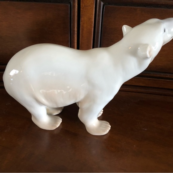 Vintage Bing & Grondahl Porcelain Polar Bear Figurine - Picture 3 of 5